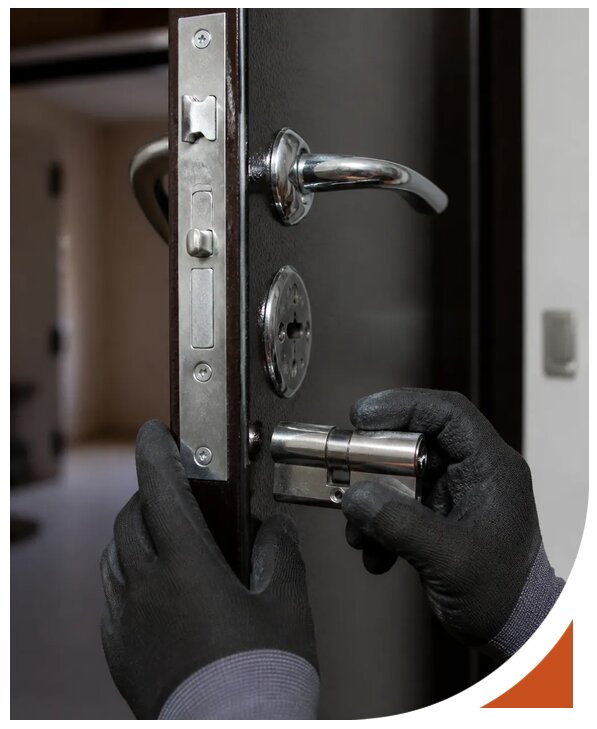 Замена замков Abloy срочно с гарантией и выездом в Сланцах